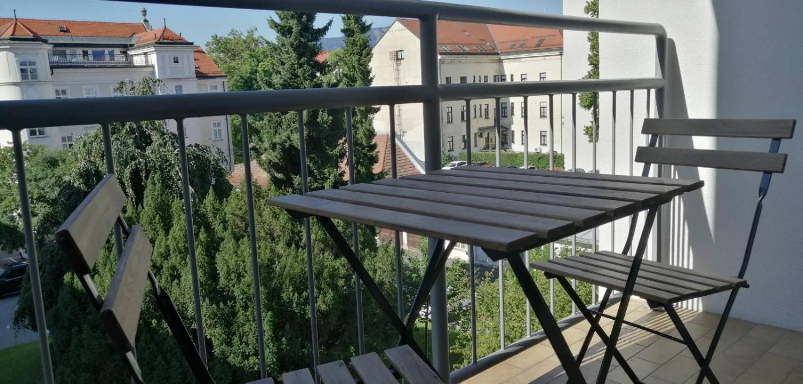 City Center Park View Appartment Maribor Ngoại thất bức ảnh